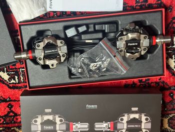 Used Favero Assioma PRO MX-2 Dual-sided MTB Power Meter Pedals 2025 bike — image 3 of 7