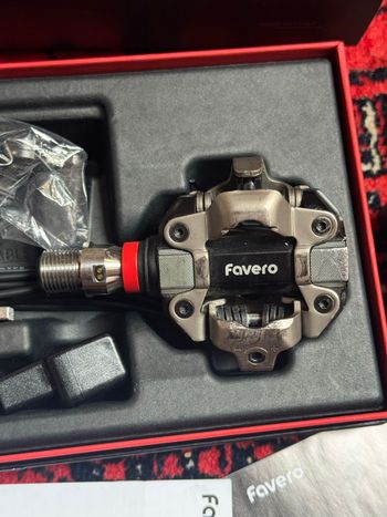 Used Favero Assioma PRO MX-2 Dual-sided MTB Power Meter Pedals 2025 bike — image 7 of 7
