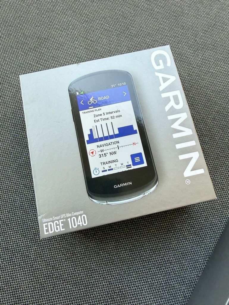 Used Garmin Edge 1040 GPS Bike Computer 2022 bike — image 1 of 3