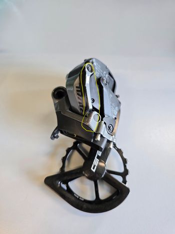 Used Sram Rival AXS Rear Derailleur 2021 bike — image 4 of 5