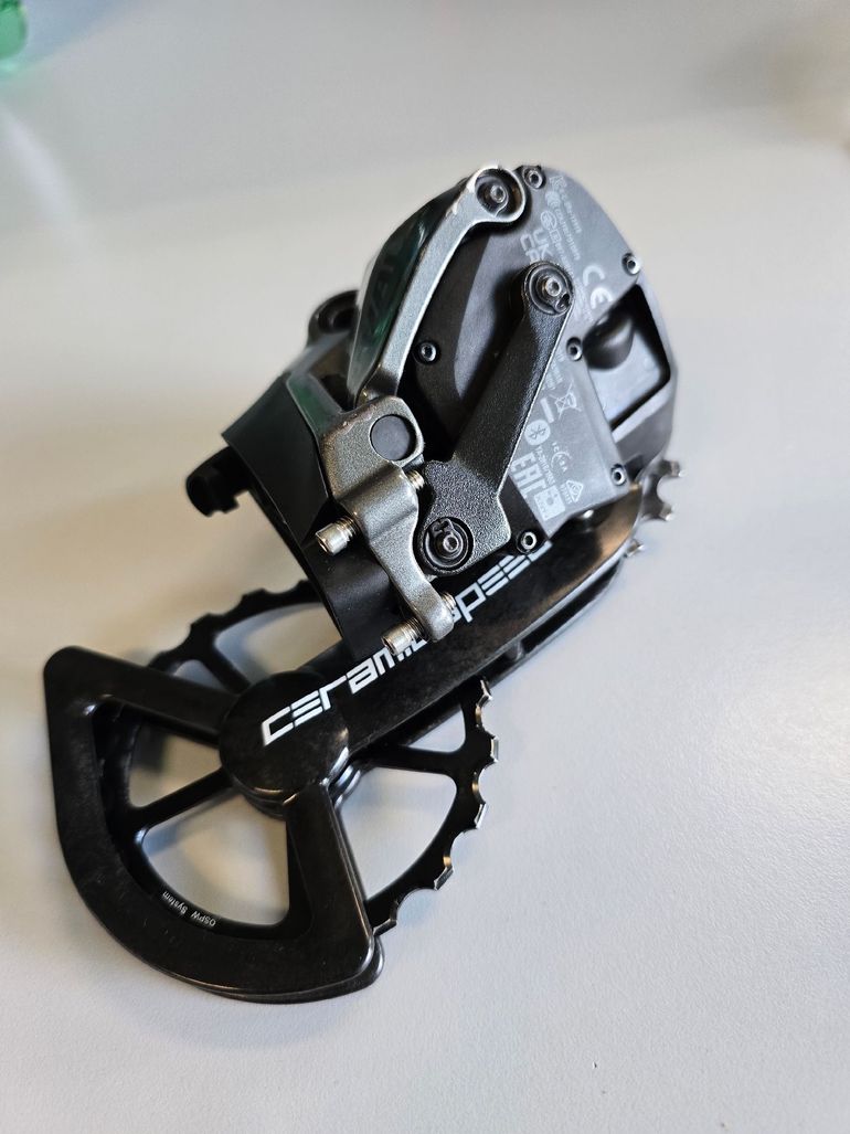Used Sram Rival AXS Rear Derailleur 2021 bike — image 1 of 5