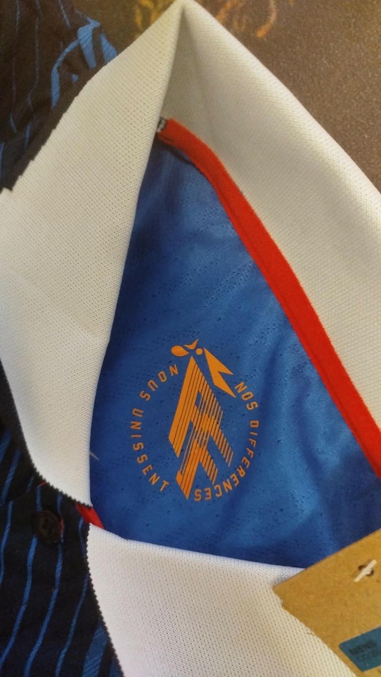 Used Nike France Jersey 2026 bike — image 3 of 8