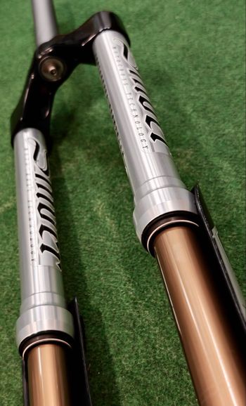 Used Marzocchi Shiver 120 mm Upside Down Federgabel Vintage 2002 bike — image 4 of 6