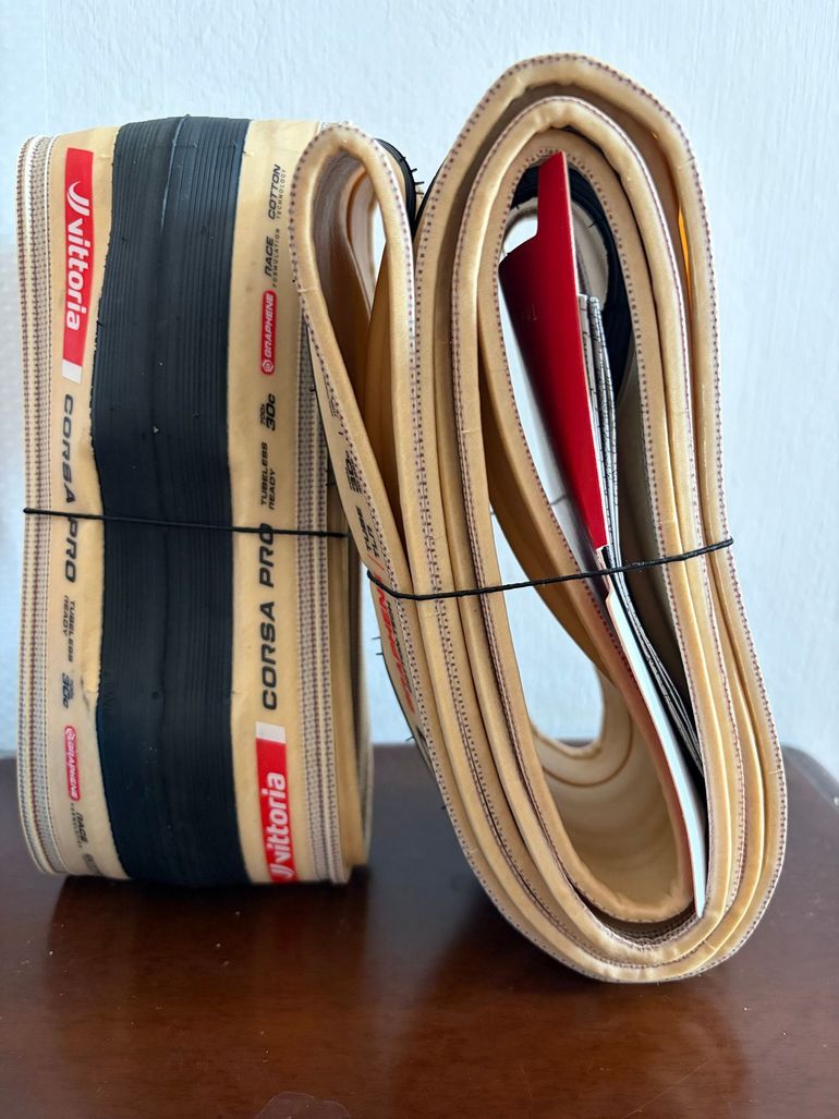 Used Vittoria Corsa Pro Tubeless-Ready 700x30c 2026 bike — image 3 of 3