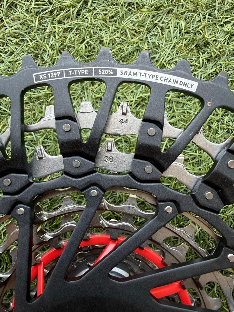 Used Sram XX T-Type 12V 10/52 2026 bike — image 3 of 6