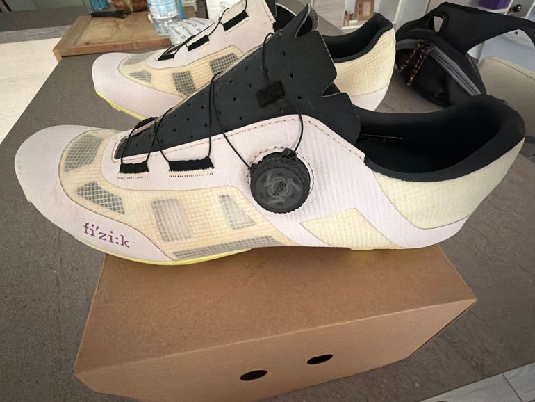 Used Fizik Vento Proxy Light Lilac Lime 2026 bike — image 4 of 8