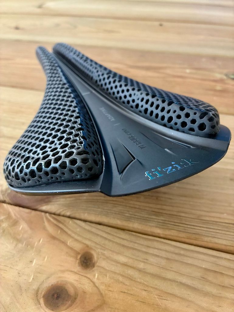 Used Fizik ANTARES R1 Versus Evo Adaptive 149mm 2025 bike — image 6 of 7
