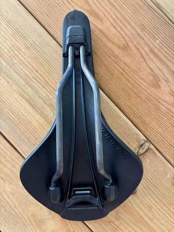 Used Fizik ANTARES R1 Versus Evo Adaptive 149mm 2025 bike — image 4 of 7