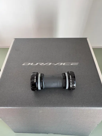 Used Shimano Dura Ace FC-R9200 12v + BB-R9100 BSA 2025 bike — image 3 of 3