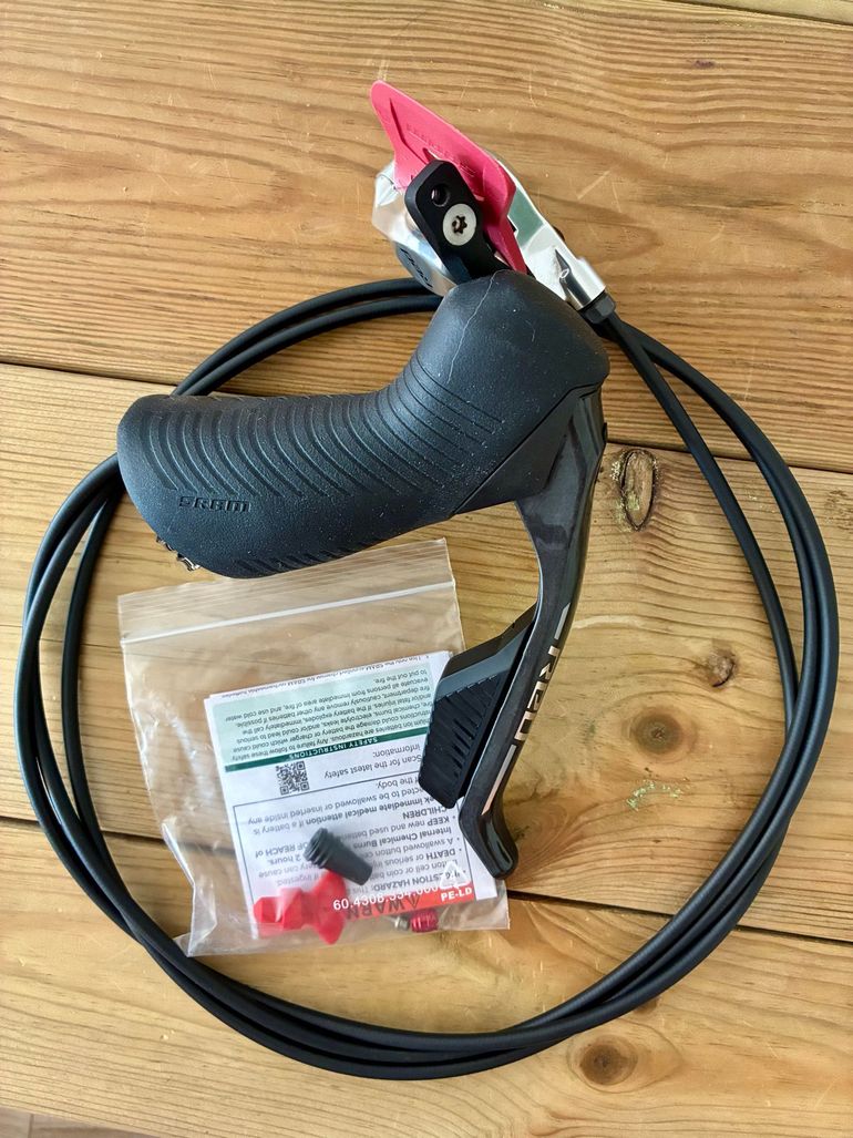 Used Sram RED AXS E1 Flat Mount 2000mm 12V Lever and Rear Caliper 2026 bike — image 3 of 6