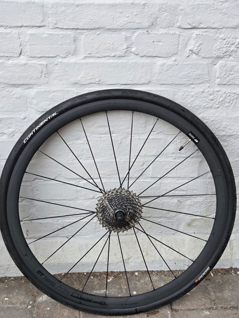 Used Dt Swiss PR 1400 DICUT OXIC Wheels 2022 bike — image 4 of 4