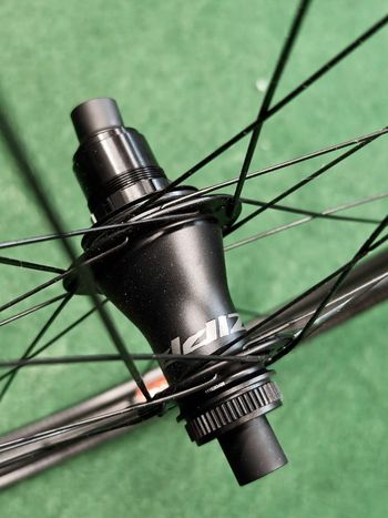 Used Zipp 101 XPLR Carbon 700 C Laufrad hinten XDR Gravel bike — image 7 of 8