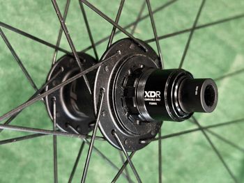 Used Zipp 101 XPLR Carbon 700 C Laufrad hinten XDR Gravel bike — image 5 of 8