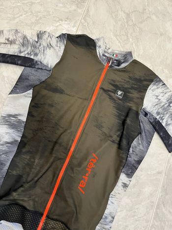 Used Pissei Terra Jersey XL 2025 bike — image 2 of 5