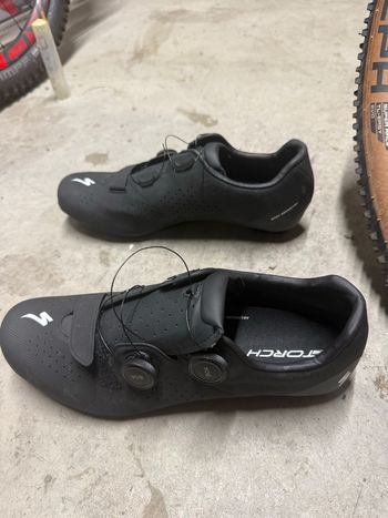 Used Specialized torch 3.0 2025 bike — image 2 of 5