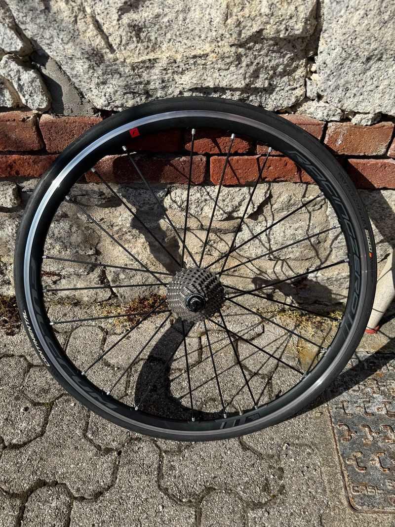 Used Fulcrum Racing Zero C17 2024 bike — image 10 of 11