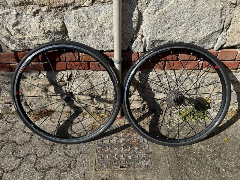 Used Fulcrum Racing Zero C17 2024 bike — image 1 of 11