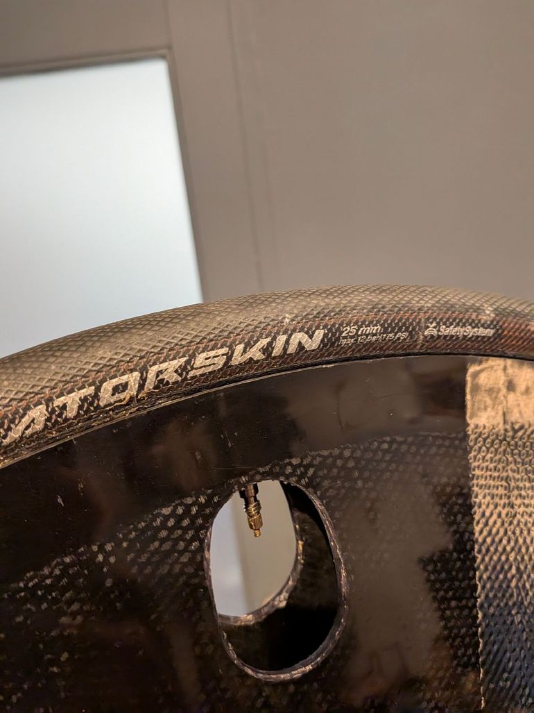 Used Mavic Comete Track RIO Rear Wheel 2016 bike — image 6 of 6