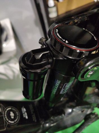 Used RockShox Super Deluxe Select 2025 bike — image 3 of 3