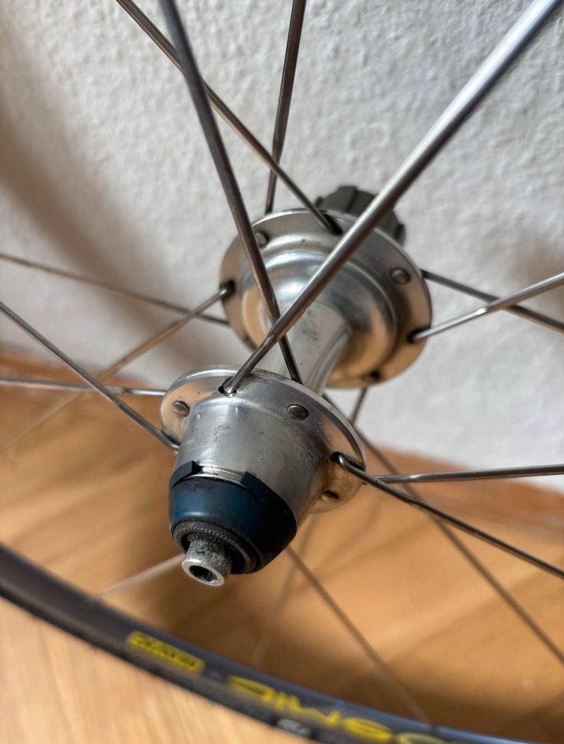 Mavic Cosmic Pro Carbon Wheelset bike usato — immagine 8 di 8
