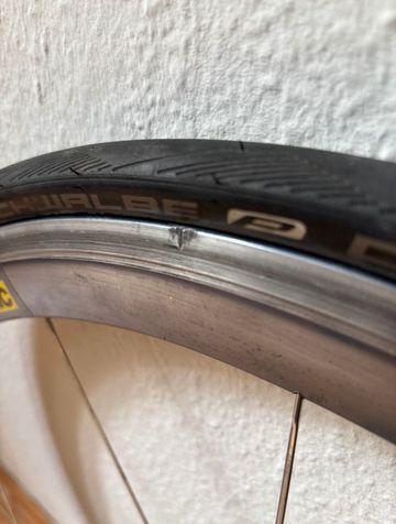 Mavic Cosmic Pro Carbon Wheelset bike usato — immagine 5 di 8