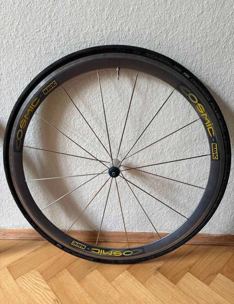 Used Mavic Cosmic Pro Carbon Wheelset bike — image 2 of 8