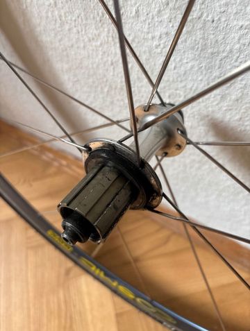 Mavic Cosmic Pro Carbon Wheelset bike usato — immagine 4 di 8