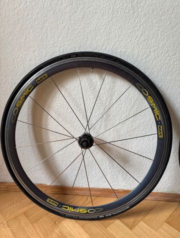 Mavic Cosmic Pro Carbon Wheelset bike usato — immagine 3 di 8