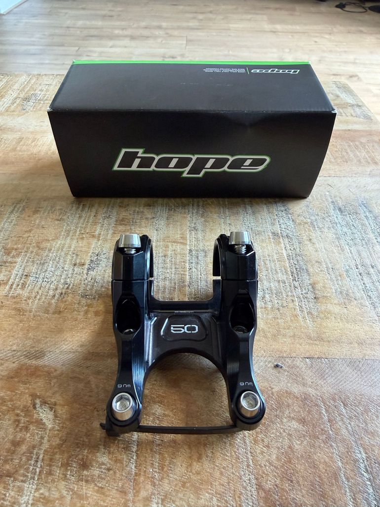 Used Hope DM 2026 bike — image 3 of 4