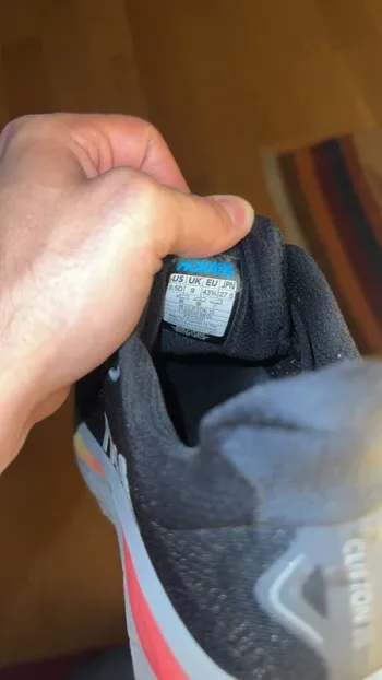 Used Hoka Clifton 10 bike — image 5 of 5