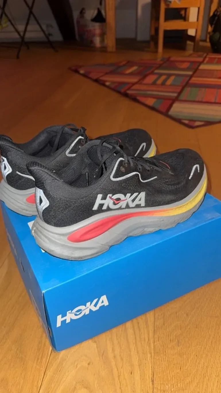 Used Hoka Clifton 10 bike — image 3 of 5