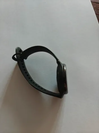 Used Garmin Venu 2S bike — image 7 of 8
