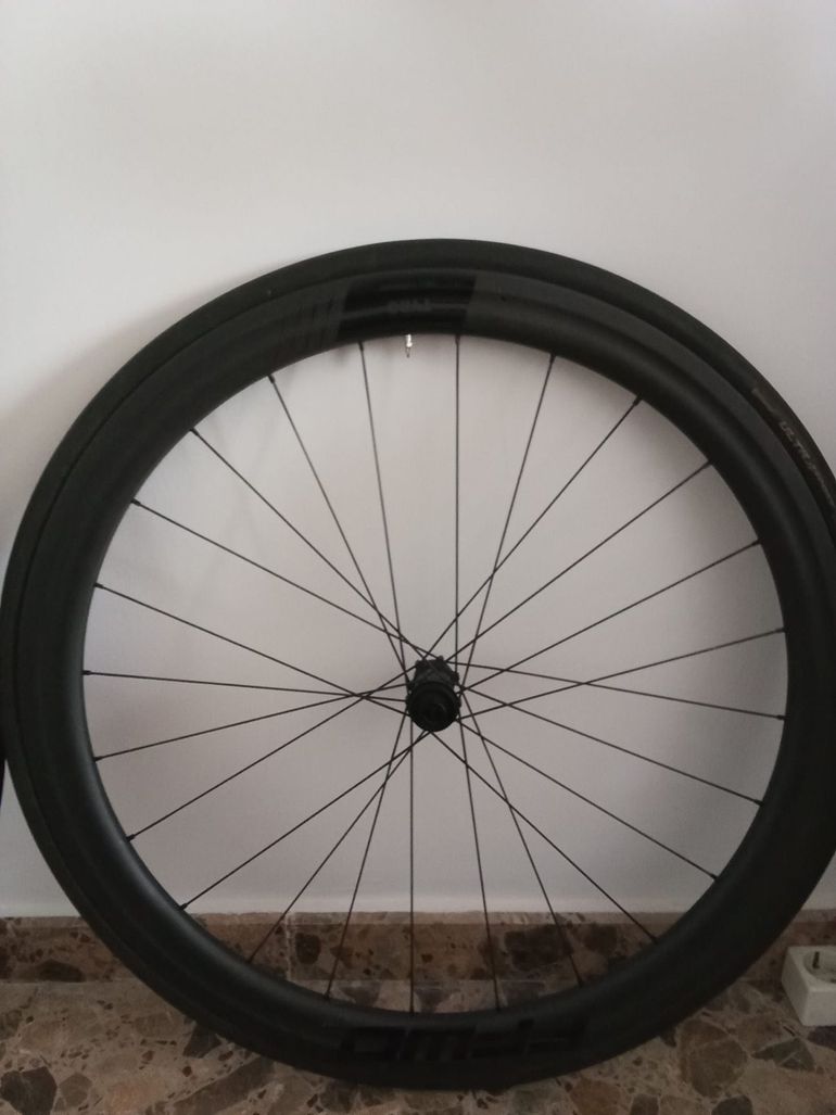 Used Ffwd Carbon Wheels 45mm Disc Brake 2024 bike — image 1 of 6