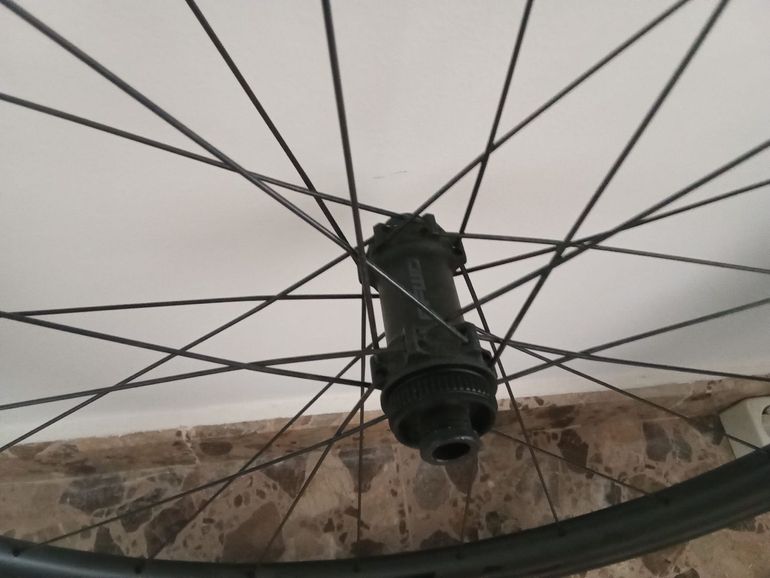 Used Ffwd Carbon Wheels 45mm Disc Brake 2024 bike — image 3 of 6