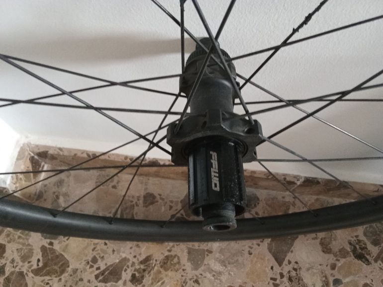 Used Ffwd Carbon Wheels 45mm Disc Brake 2024 bike — image 6 of 6