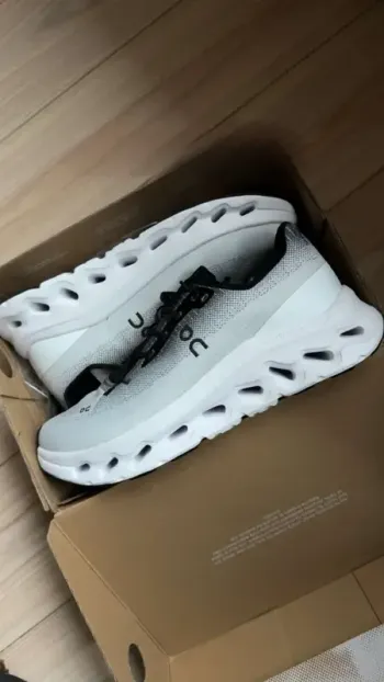Used On Running Cloud bike — image 2 of 2
