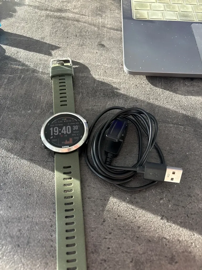 Used Garmin Forerunner 645 Music bike — image 3 of 3