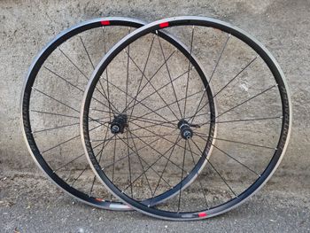 Used Bontrager Paradigm Comp TLR Wheelset 2021 bike