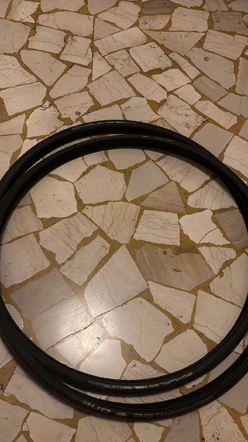 Used Schwalbe One bike — image 4 of 4