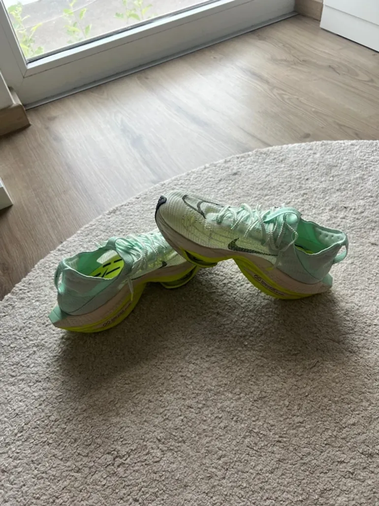 Used Nike Alphafly next% 2 bike — image 6 of 6
