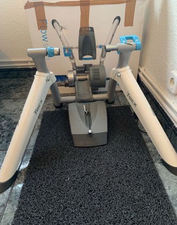 Tweedehands Tacx Flow Smart 2022 bike — afbeelding 1 van 4