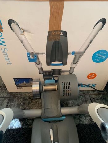 Used Tacx Flow Smart 2022 bike — image 4 of 4