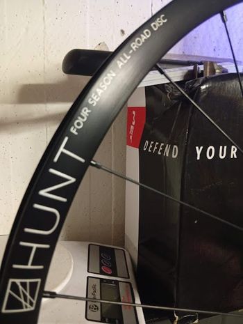 Used Hunt Wheels 4 season bike — image 10 of 12