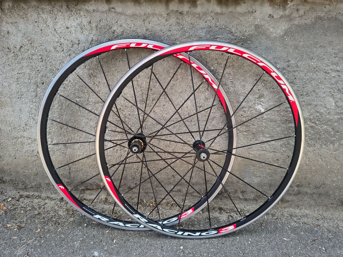 Fulcrum Racing 3 Road Wheelset | buycycle