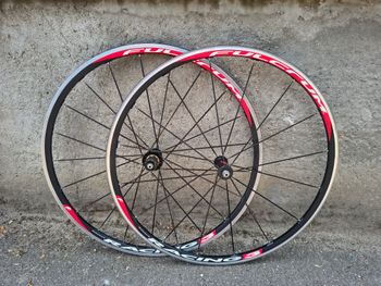 Used Fulcrum Racing 3 Road Wheelset bike