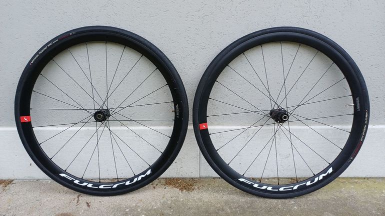 Used Fulcrum 400DB 2022 bike — image 1 of 4