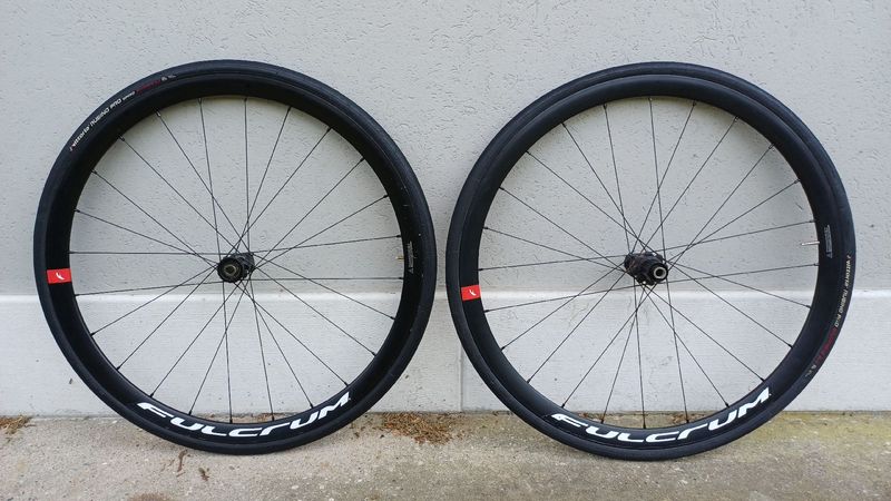 Used Fulcrum 400DB 2022 bike — image 1 of 4