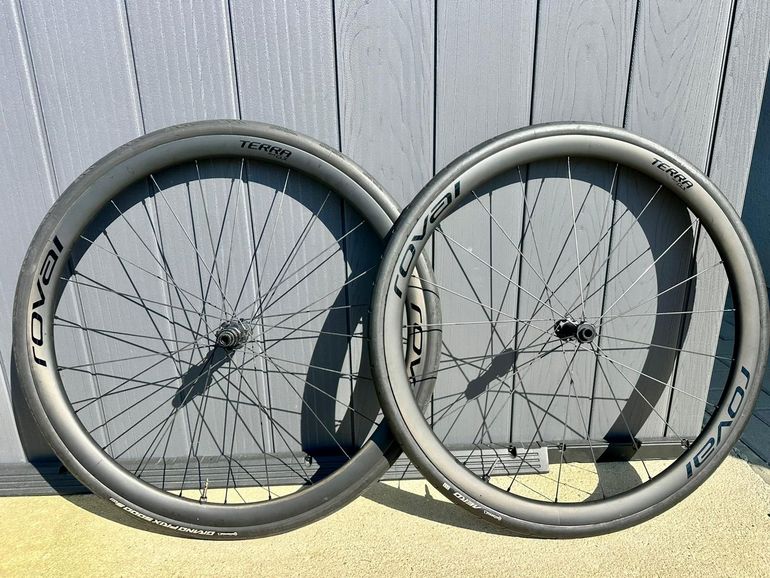 Used Specialized Terra CLX II 2025 bike — image 2 of 4