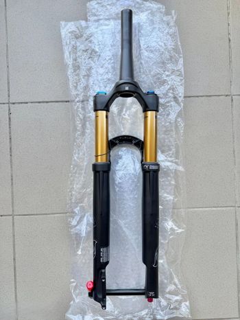 Used Fox 34 Float SC Factory 120 FIT4 Remote-Adj Push to Lock QR15x110 Kashima 2024 bike — image 2 of 5