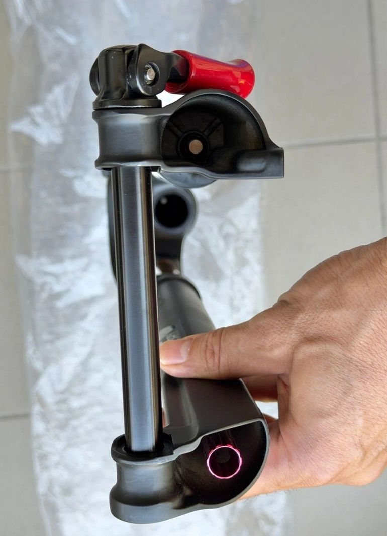 Used Fox 34 Float SC Factory 120 FIT4 Remote-Adj Push to Lock QR15x110 Kashima 2024 bike — image 4 of 5